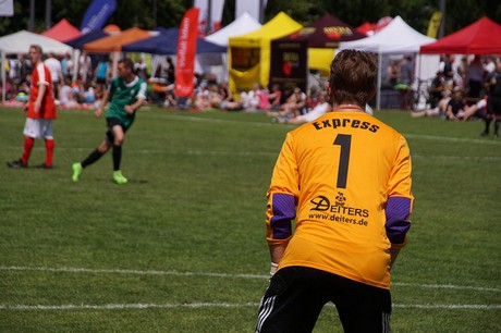Com Together Cup